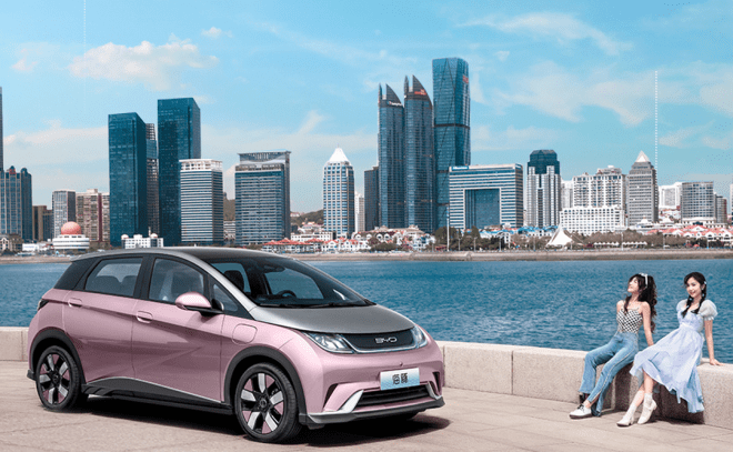 �ȁ��Ϻ������N��20�f������Ů܇��������